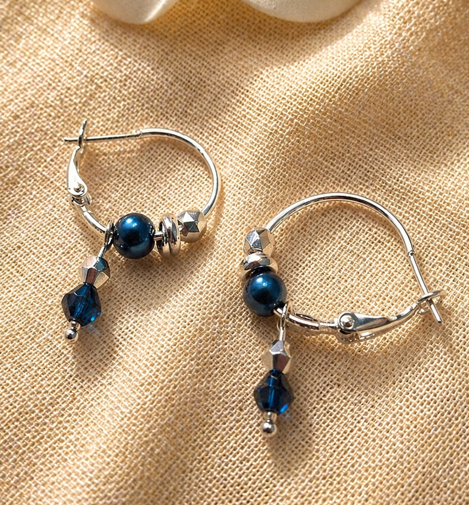 Midnight - Elegant earrings with a deep, mysterious blue