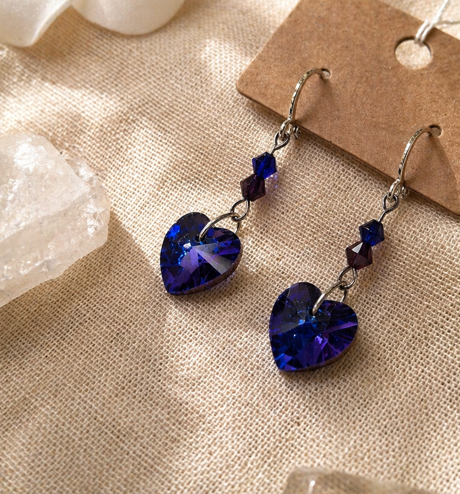 Amoria - Romantic heart earrings inspired by light