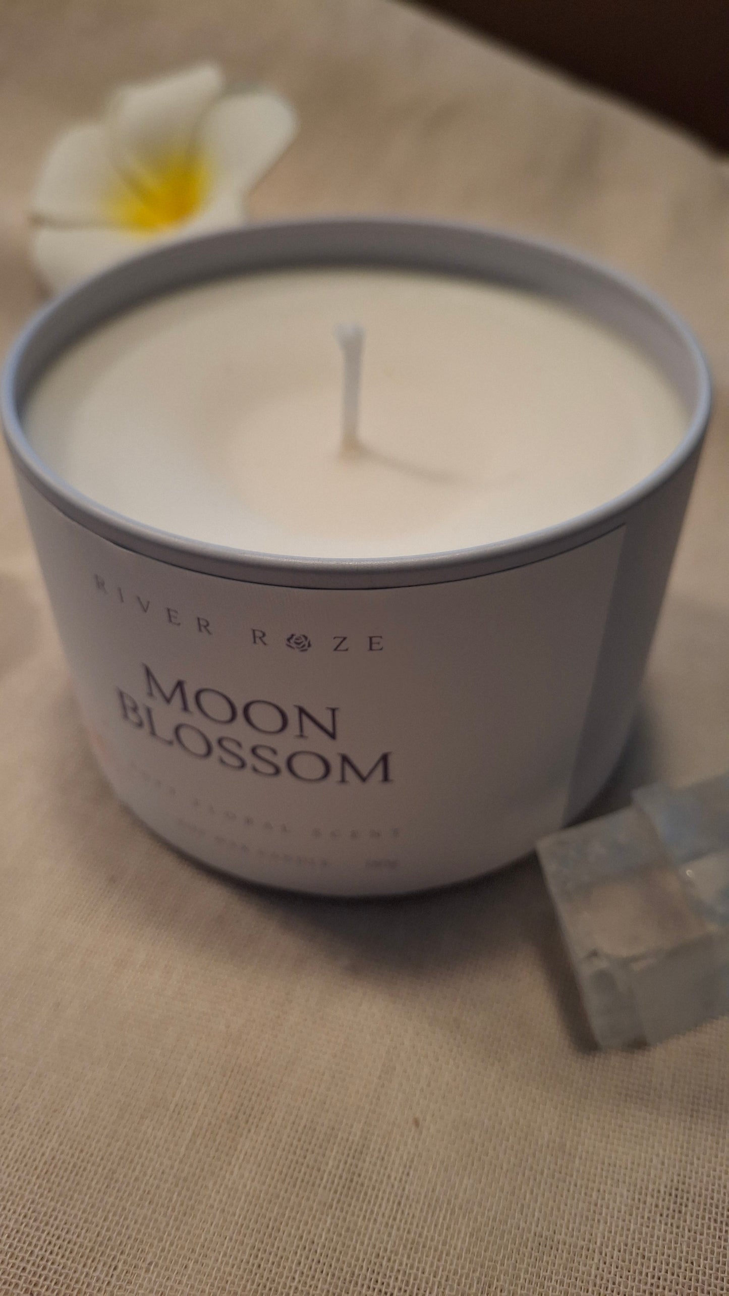 Moon Blossom Candle, Soft Sakura Scent, Soy Wax, 180g