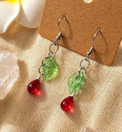 Faewen - Delicate nature-inspired earrings in your colour