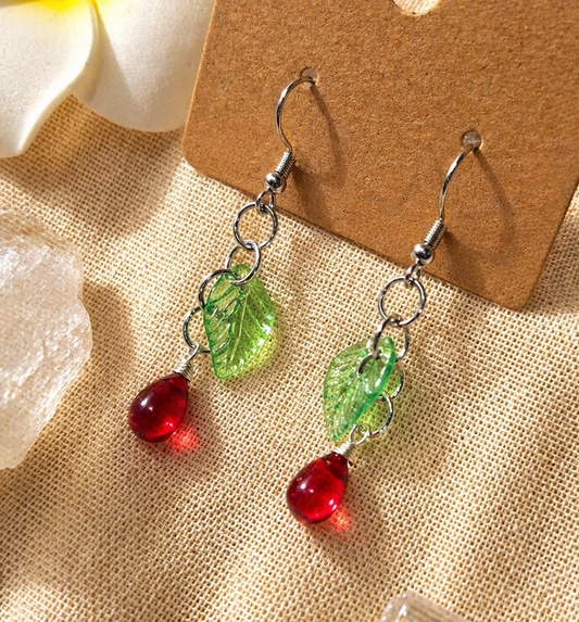 Faewen - Delicate nature-inspired earrings in your colour